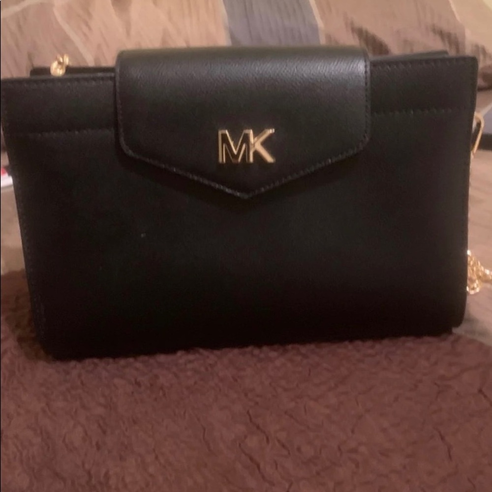 Michael Kors crossbody purse